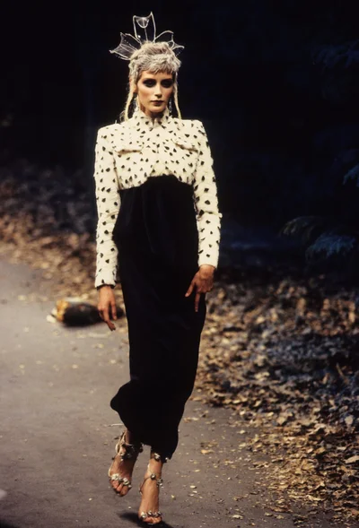 Look 11